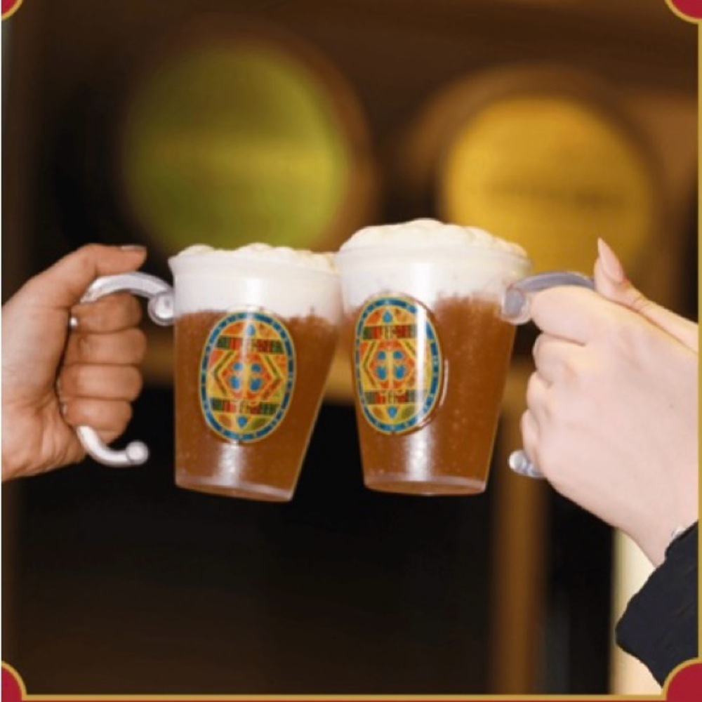 EUC exclusive Harry Potter Studios London Butterbeer Frosted Mugs set of 5